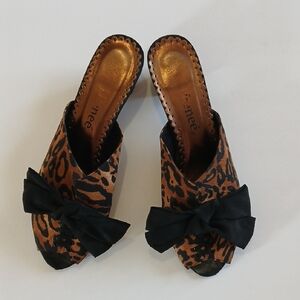 •J.Renee•  Leopard Print Slide Mules with Black Bow